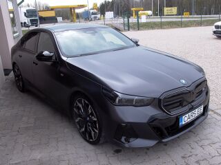 BMW i5 M60 xDrive M Sportpackage Pro 442кВ