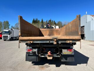 Volvo FM300 6X2 EURO4 + HIAB XS + TIPPER 225kW