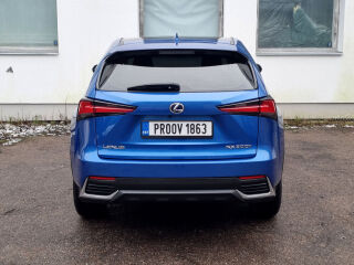 Lexus NX 300h AWD / Executive 2.5 114kW