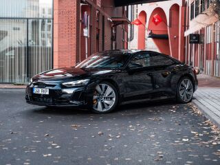Audi e-tron GT Quattro Exclusive 350кВ