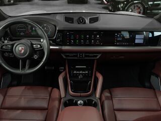 Porsche Cayenne Turbo e-hybrid 4.0 544kW