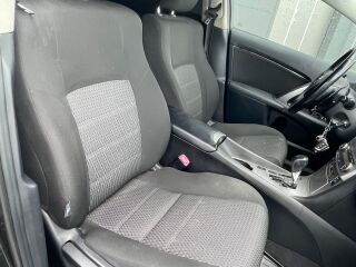 Toyota Avensis Linea Sol 2.2 D-CAT 2.2 110кВ
