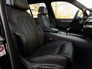 BMW X5 M-Sportpakett Xdrive 3.0 230kW