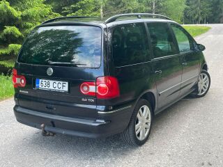 Volkswagen Sharan Highline 2.0 R4 TDI 103kW