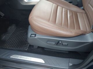 Mercedes-Benz X 350 3.0 190kW