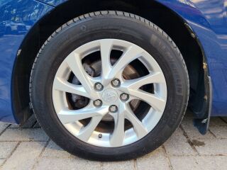 Toyota Auris Active 73kW