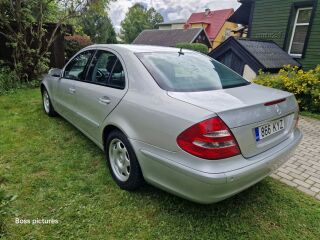 Mercedes-Benz E 220 2.1 110kW