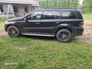 Mercedes-Benz GL 450 5.5 V8 285kW