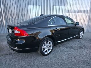 Volvo S80 Summum FuIl Options Ember Black 2.0 D4 133kW