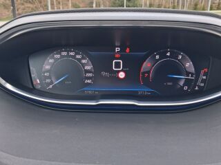 Peugeot 3008 GT 1.2 96kW