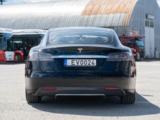 Tesla Model S 85D 270kW 270кВ