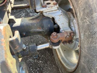 MTZ 1025 77kW