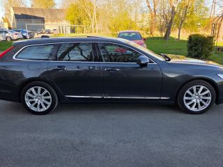 Volvo V90 Inscription / B&W / FLAHB / MY 2018 2.0 D4 140kW