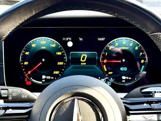 Mercedes-Benz E 300 e AMG T 2.0 155кВ