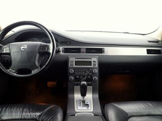 Volvo XC70 Summum AWD ATM 2.4 D5 136kW