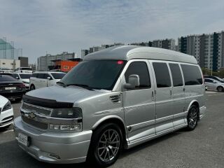 Chevrolet Express 1500 Explorer Limited SE Conversion Van 5.3 V8 310hp