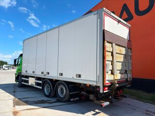 Volvo FM 450 6x2*4 338kW