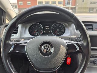 Volkswagen Golf 1.6 77kW