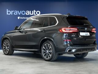 BMW X5 xDrive30d M-Sportpakett 3.0 210kW