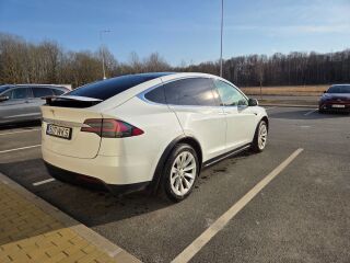 Tesla Model X 75D 158kW
