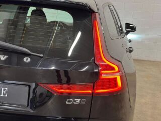 Volvo V60 AWD Momentum 2.0 D4204T4 110kW