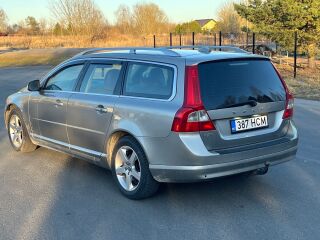 Volvo V70 2.4 120kW