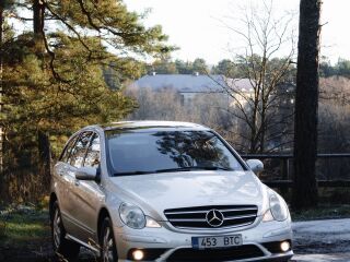 Mercedes-Benz R 320 3.0 165kW