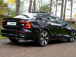 Volvo S60 AWD B&W DARK Ultimate Fullopt 2.0 T8 AWD Recharge 335kW