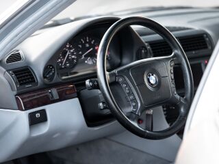 BMW 740 IL 4.4 210kW