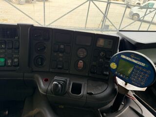 Scania 114 8x2