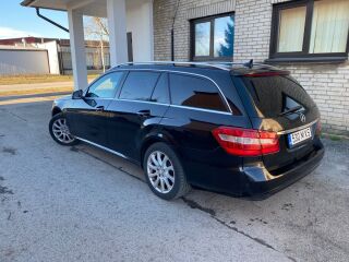 Mercedes-Benz E 200 2.1 100kW