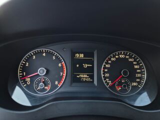Volkswagen Jetta 1.4 90кВ