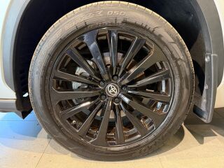 Toyota Highlander Premium 2.5 140кВ