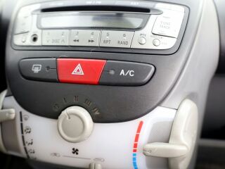 Toyota Aygo Linea Sol A-C 1.0 50kW