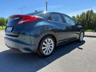 Honda Civic 1.8 104kW
