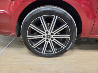 Mercedes-Benz V 300 2.0 174kW