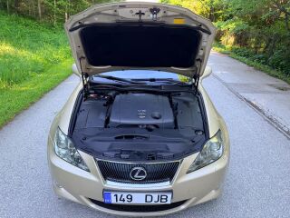 Lexus IS 250 Premium Mark&Levinson 2.5 V6 153kW