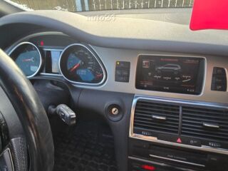 Audi Q7 S-line 3.0 180kW