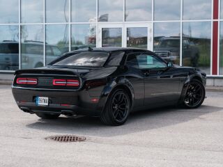 Dodge Challenger R/T Scat Pack Widebody 6.4 V8 Hemi 485hp