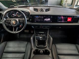 Porsche Cayenne Turbo E-Hybrid GT 4.0 V8 441kW