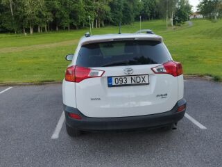 Toyota RAV4 2.2 110kW