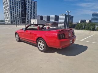 Ford Mustang 4.0 157kW