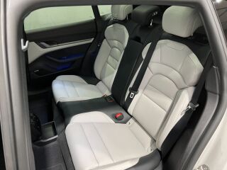 Porsche Taycan 4S Cross Turismo 420кВ