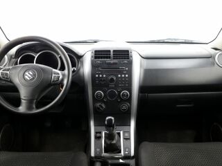 Suzuki Grand Vitara Comfort Facelift 4x4 2.4 124kW