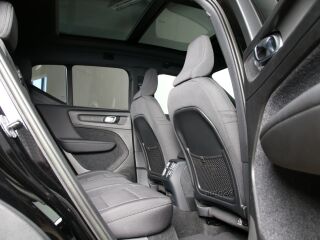 Volvo XC40 ULTIMATE DARK INTELLI SAFE PRO FULL P6 MY23 170kW