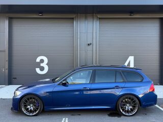 BMW 325 3.0 150kW