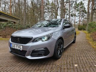 Peugeot 308 GT Black Pack BlueHDI 130 AT8 1.5 96kW