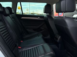 Volkswagen Passat 4-MOTION HIGHLINE 2.0 R4 TDI 140kW