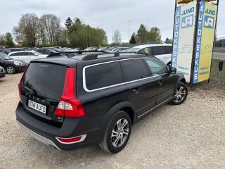 Volvo XC70 MOMENTUM AWD 4X4 2.4 R5 120кВ