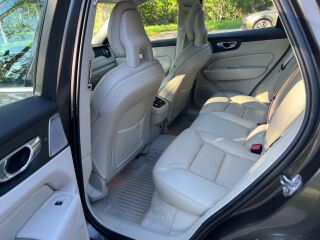 Volvo XC60 AWD Inscription B&W D5 2.0 173kW